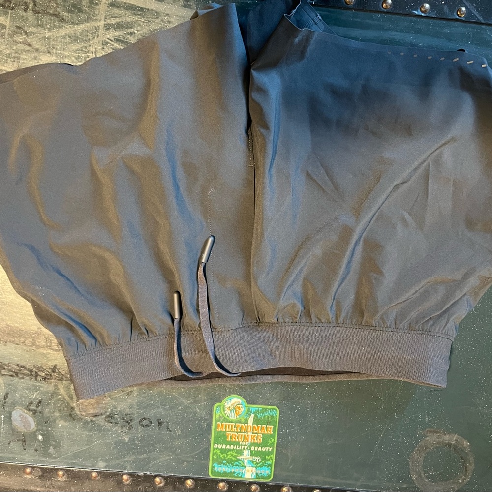 Men’s lululemon running shorts
